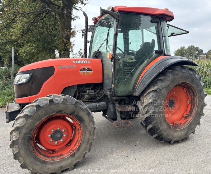 Kubota M8540